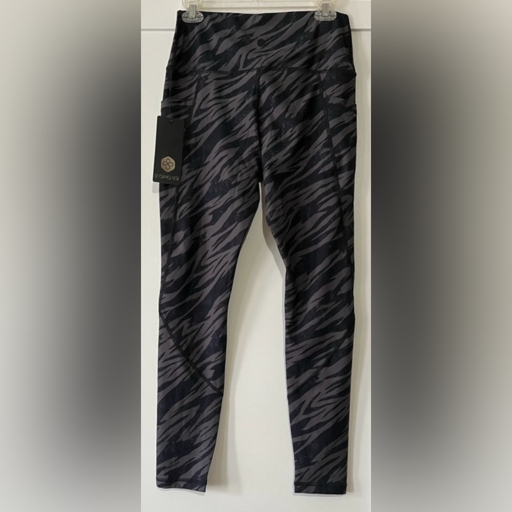 Scorpio Sol Zebra Print Leggings with Pockets